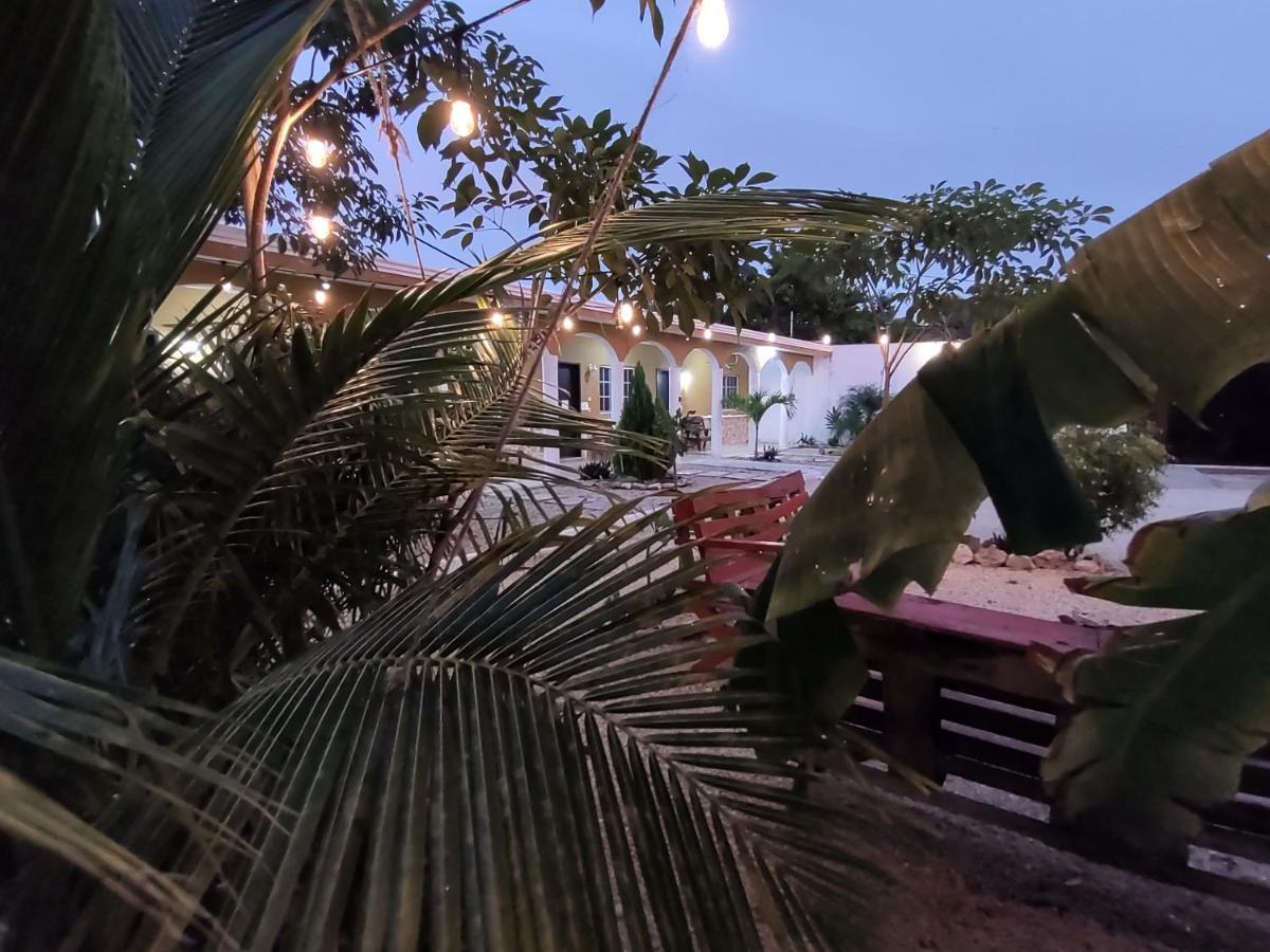 Hotel Villa Gabriela - Restaurant, Bikes ,Lands Tours Celestun Eksteriør bilde