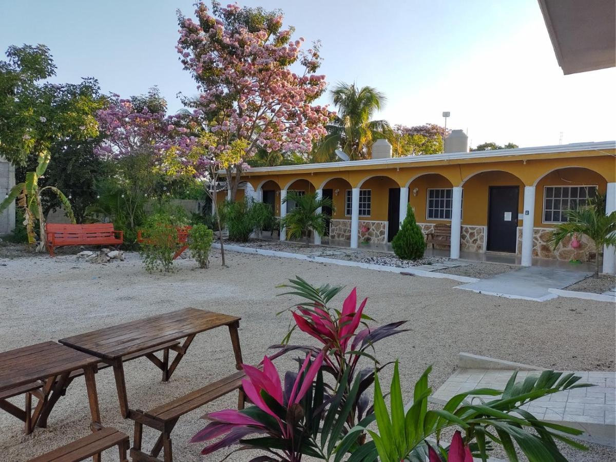 Hotel Villa Gabriela - Restaurant, Bikes ,Lands Tours Celestun Eksteriør bilde